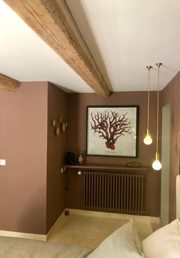 La Maison Des Lonnes Châteaurenard 외부 사진
